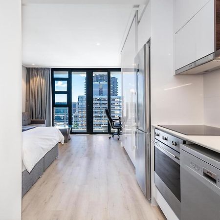 Luxurious 16 On Bree Studio Apartment - Harbour Views เคปทาวน์ ภายนอก รูปภาพ